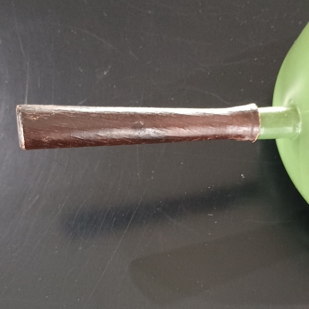 Elegant Vintage Green Aluminum Cookware with Wooden Handle Retro Decor - Picture 3 of 10